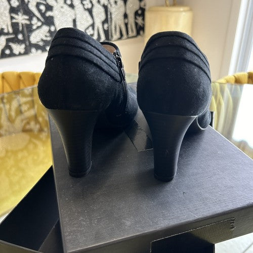 Life Stride Shoes 7.5 Black Bootie Heels Faux Suede Side Zip Womens