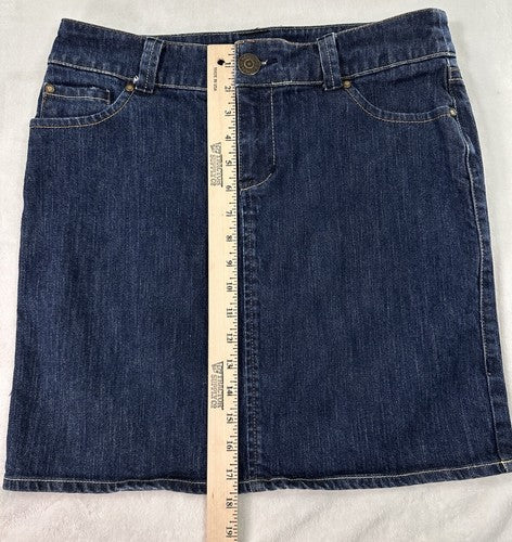York & Company Denim Skirt Size 8 Dark Blue Jean Womens Pockets NEW