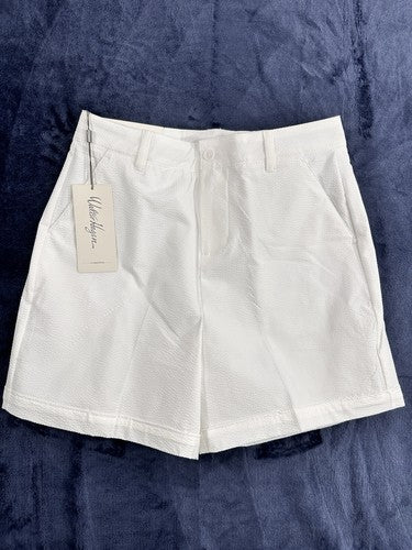 Lady Hagen Golf Shorts Womens Size 4 White Seersucker 5” Clubhouse NWT