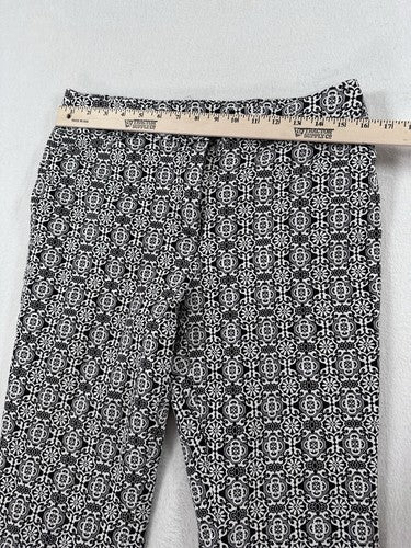 Chicos Pants Size 0.5 US 6 Black White Print Straight Leg Ankle Womens