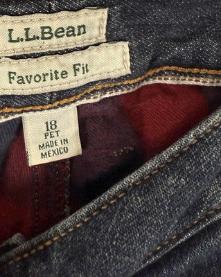 LL Bean Favorite Fit Jeans 18 Petite Flannel Lined 18P Blue Straight Leg Womens