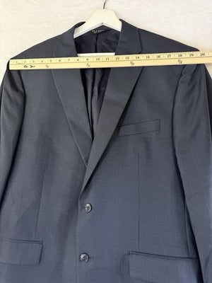 Jos A Bank Blazer 44R Travelers Collection 100% Wool Navy Blue Jacket Mens