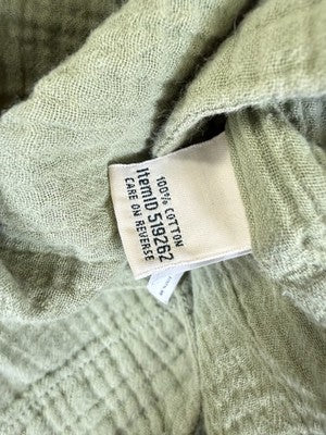 LL Bean Cloud Gauze Shirt Medium Safe Green Short Sleeve Womens Top 100% Cotton