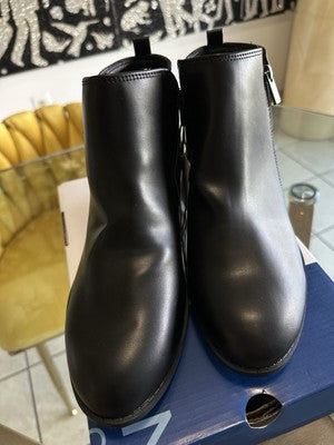 New Arizona Castle Booties Womens 11 Black Size Zip Stacked Heel Shoes