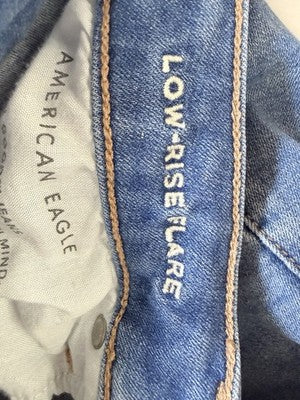 American Eagle Low Rise Flare Jeans 6 Short Blue Womens