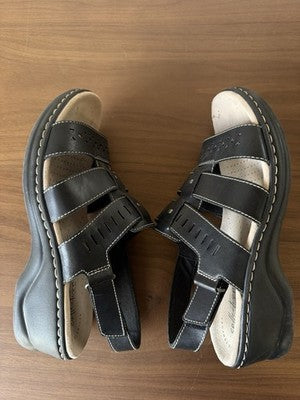 Clarks Womens Sandals 8.5W Black Leather Slingback Lexi Qwin