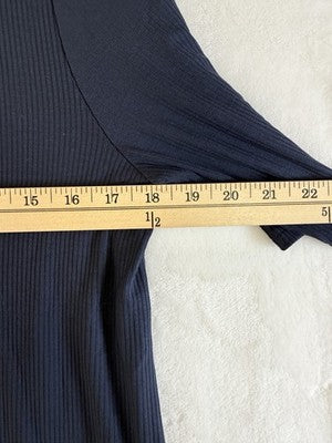 J Jill Wearever Top Small Short Sleeve Blue Rib