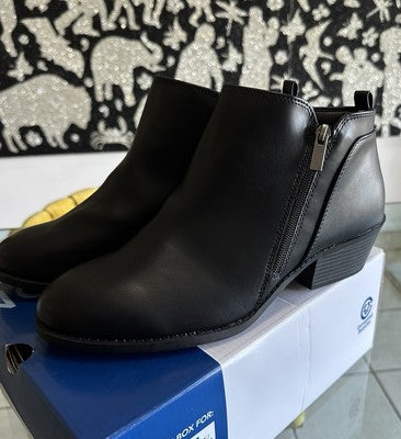 New Arizona Castle Booties Womens 11 Black Size Zip Stacked Heel Shoes