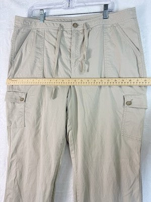 LL Bean Flannel Lined Cargo Pants Womens 18 Petite Tan Beige 18P Favorite Fit