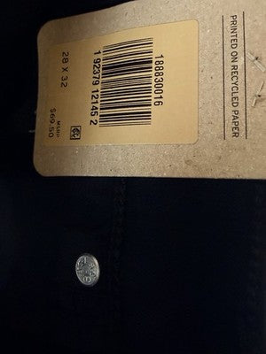 Levis 724 High Rise Slim Straight 28 Womens Black 28x32 Levi’s New NWT