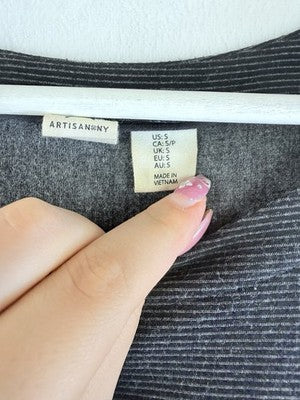 Artisan NY Dress Small Gray Knit Fit & Flare