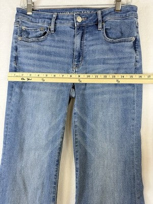 American Eagle Low Rise Flare Jeans 6 Short Blue Womens