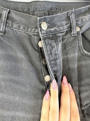 American Eagle High Rise Girlfriend Jeans Women Size 10 Black Distressed