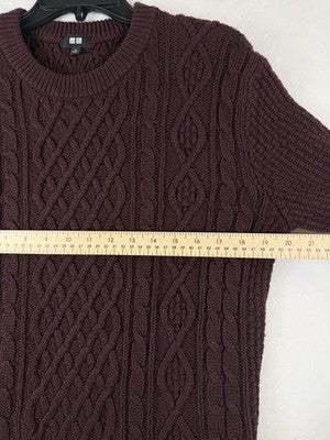 Uniqlo Sweater Men Medium Cable Knit Wool Blend Burgundy Crew Neck