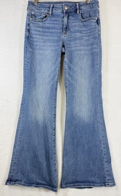 American Eagle Low Rise Flare Jeans 6 Short Blue Womens