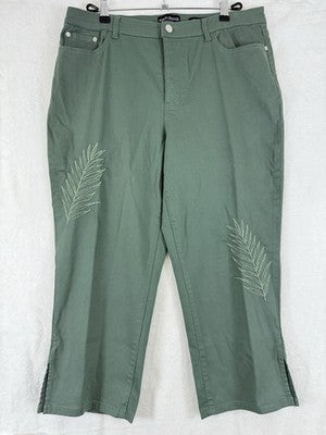 Susan Graver 14 Cropped Jeans Straight Leg Green Embellished Leaf