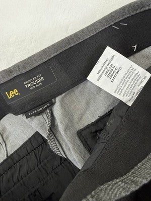 Lee Womens Pants 18 Short Gray Flex Motion Mid Rise Straight Leg