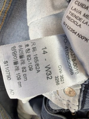 Levis Bermuda Shorts Women 14 32 Blue Levi Strauss Signature Roll Cuff