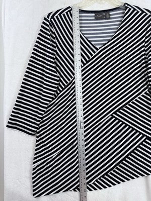 Chicos Travelers Tops Size 2 Large Navy Blue Striped Asymmetrical  3/4 Sleeve
