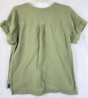 LL Bean Cloud Gauze Shirt Medium Safe Green Short Sleeve Womens Top 100% Cotton