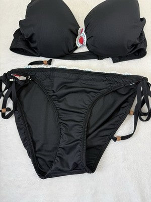 Venus Bikini Set Top C Bottom 10 Black Halter Underwire Womens Swim Swimwear