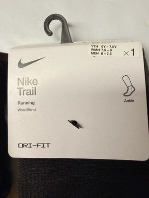 Nike Trail Running Socks Men 6-7.5 Women 7.5-9 Black Medium Ankle Wool New Lot