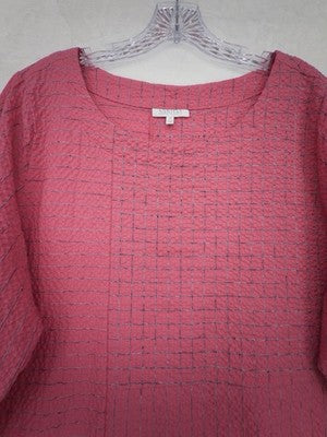 Habitat Clothes To Live In Top Medium Pink Button Back Artsy Lagenlook Womens