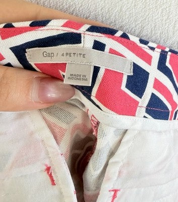 Gap Shorts 4 Petite Womens 3” Pink Blue Geo Print 4P 100% Cotton