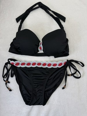 Venus Bikini Set Top C Bottom 10 Black Halter Underwire Womens Swim Swimwear