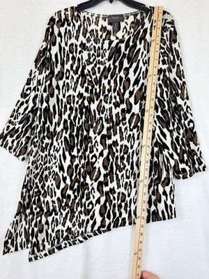 Chicos Travelers 2 Top Leopard Print Tunic 3/4 Sleeve Asymmetrical Womens Large