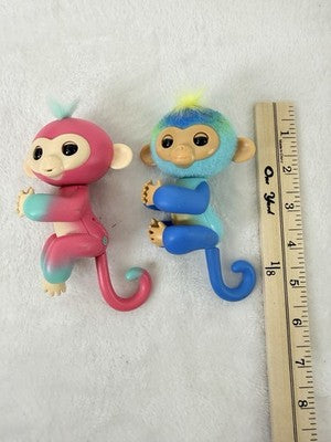 WowWee Fingerlings Interactive Baby Monkeys Lot 2 Pink Blue