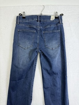 Cosmic Blue Love 27 4 Petite Capri Jeans Mira Pull On Pintuck Blue Women 4P NEW