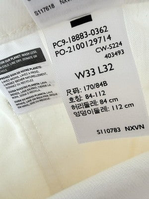 Levis 724 High Rise Slim Straight Jeans 33x32 White Levi’s Denim Women New NWT