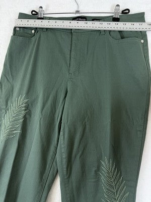 Susan Graver 14 Cropped Jeans Straight Leg Green Embellished Leaf
