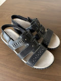 Clarks Womens Sandals 8.5W Black Leather Slingback Lexi Qwin