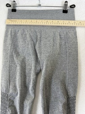 Fabletics Leggings Medium 7/8 Gray High Waisted Seamless Workout Gym Womens