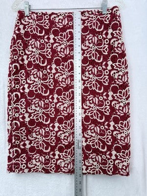 Talbots Skirt Size 4 Red White Floral Crochet Pencil Knee Length Red White