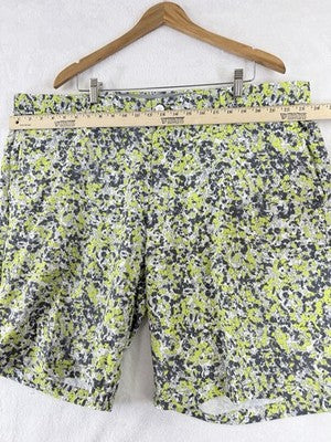 Greg Norman Attack Life Golf Shorts Mens 44 Green Black Print 11”