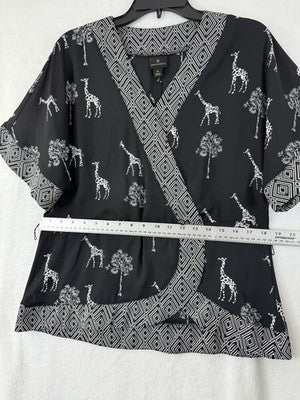 Worthington Top Medium Womens Short Sleeve Black Giraffes V Neck Safari Blouse