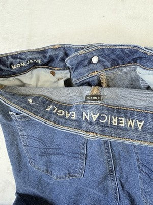 American Eagle Mom Jeans Size 4 Blue Denim High Waist