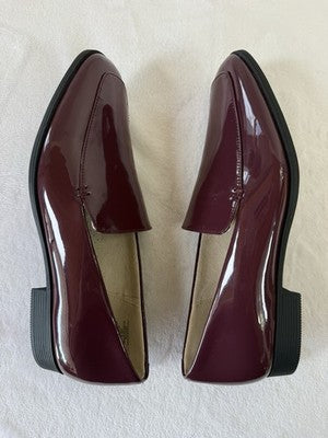 Lands End Classic Patent Leather Loafer 8 Womens Shoes Slip On Burgundy Red