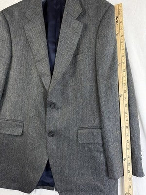 Jos A Bank Blazer 39R 100% Silk Gray Herringbone Windowpane Plaid Mens Jacket