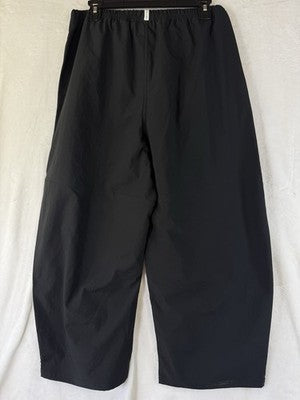 Offline By Aerie Nice Moves Barrel Pants Black Medium Short Womens Pull On