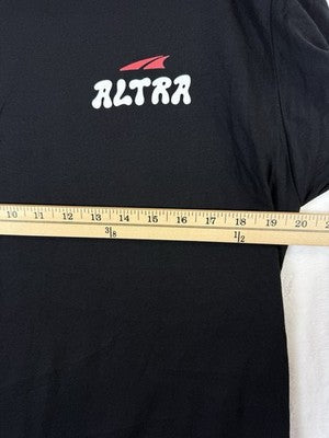 Altra Running T Shirt Mens Large Black Short Sleeve Stay Out There Crew Neck Tee