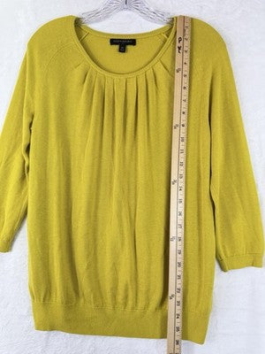 Banana Republic Sweater Women Medium Yellow 3/4 Sleeve Pleated Lightweight Soft