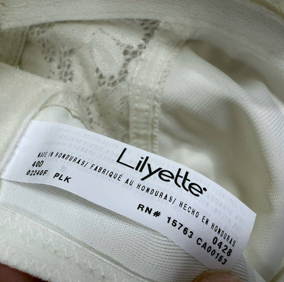 Bali Lilyette Minimizer Bra 40D Ivory Off White Full Coverage LY0428 Underwire