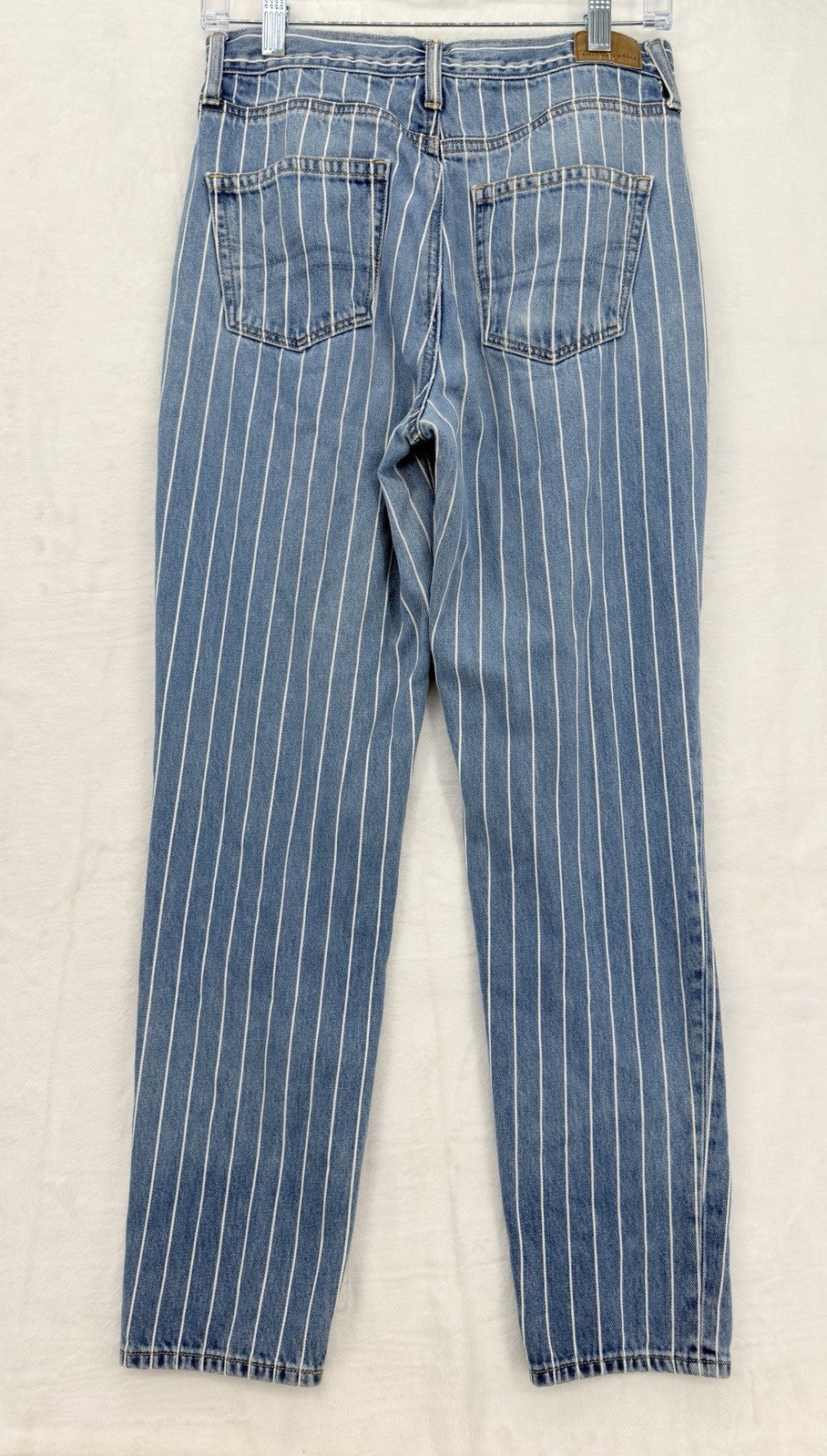 American Eagle Mom Jeans 4 Long Light Blue Wash Pinstripes High Rise Denim Women