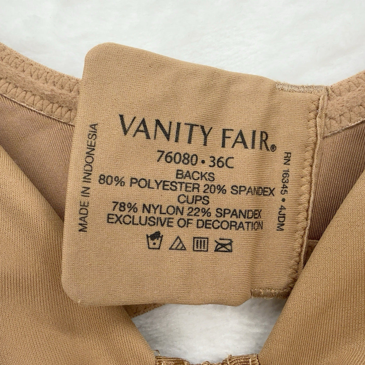 Vanity Fair Bra 36C Underwire Back Smoothing Beige Backs 76080 Womens *Flaw