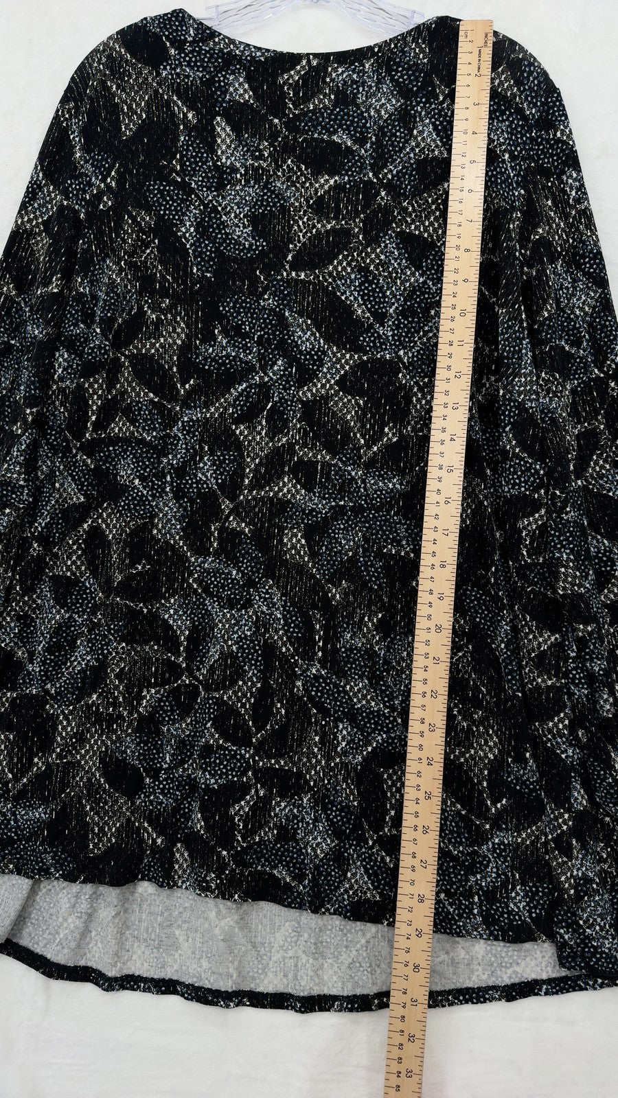 J Jill Wearever Top 2X Tunic Knit Womens Black Blue Floral 3/4 Sleeve V Back