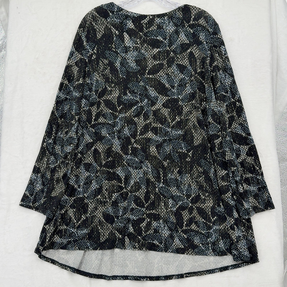 J Jill Wearever Top 2X Tunic Knit Womens Black Blue Floral 3/4 Sleeve V Back